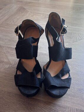 Do Black Suede Platform Strappy Wedges